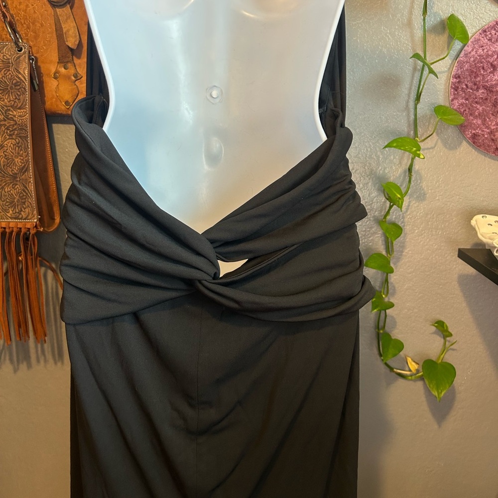 Zara Sophisticated Black Backless Halter Dress - Picture 8 of 11